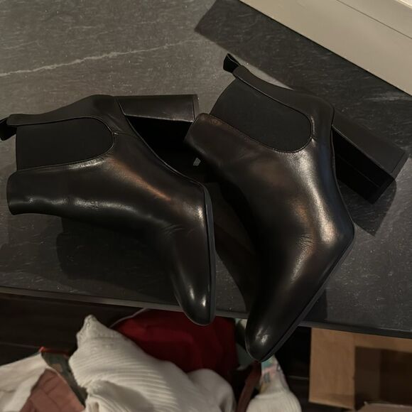 K. Spin Chelsea Block Heel Boots - Picture 4 of 8
